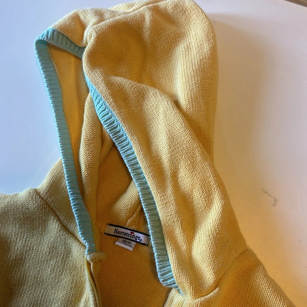 Hartstrings Sweater Hoodie - Picture 4 of 16